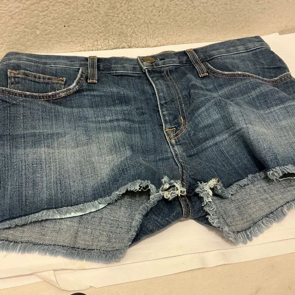 CURRENT ELLIOT // high waist raw hem blue super soft denim cut off shorts